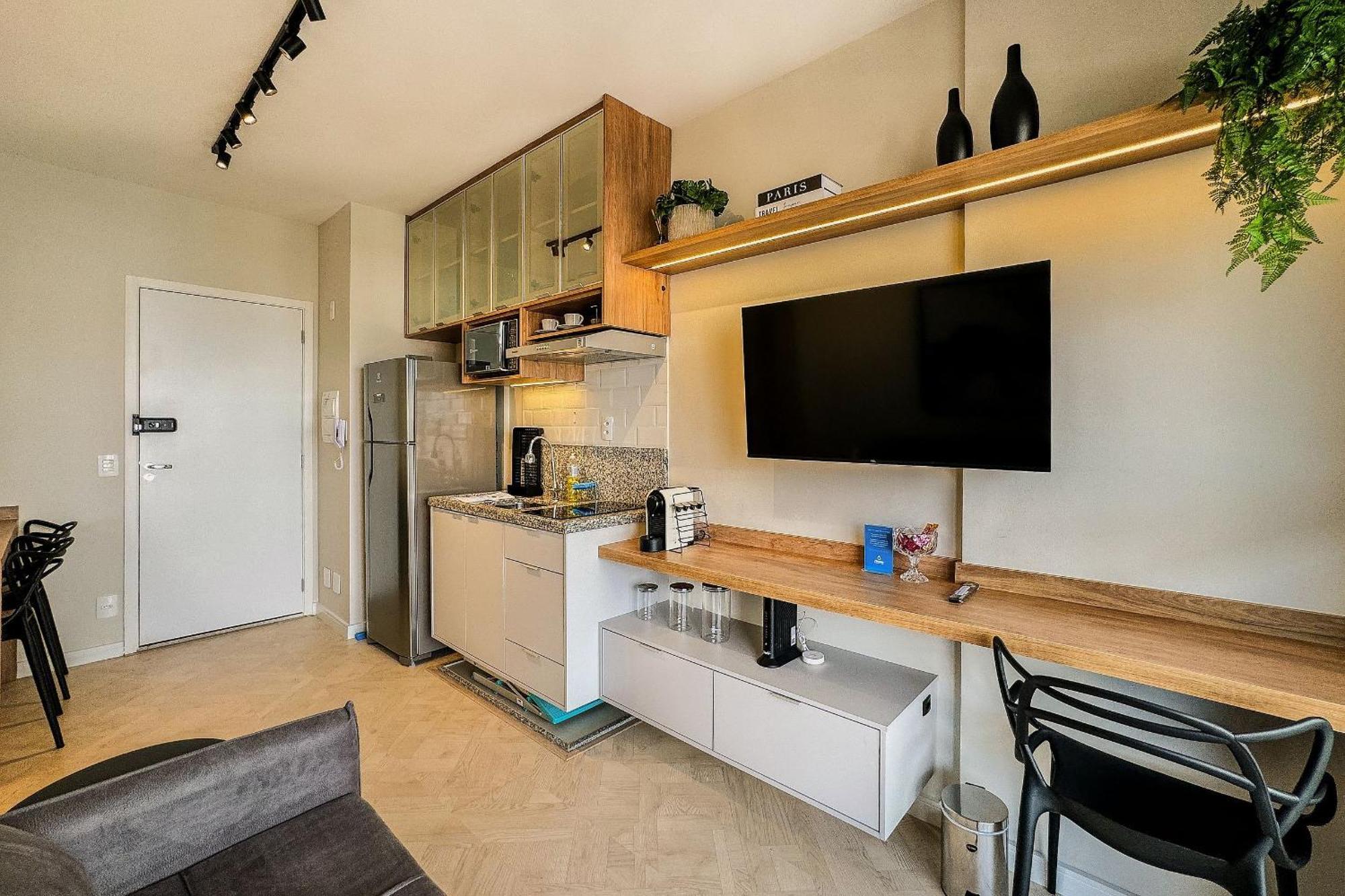 Apto 902 Luxuoso | Piscina, A/c E Wi-fi 500 Mb Apartamento *